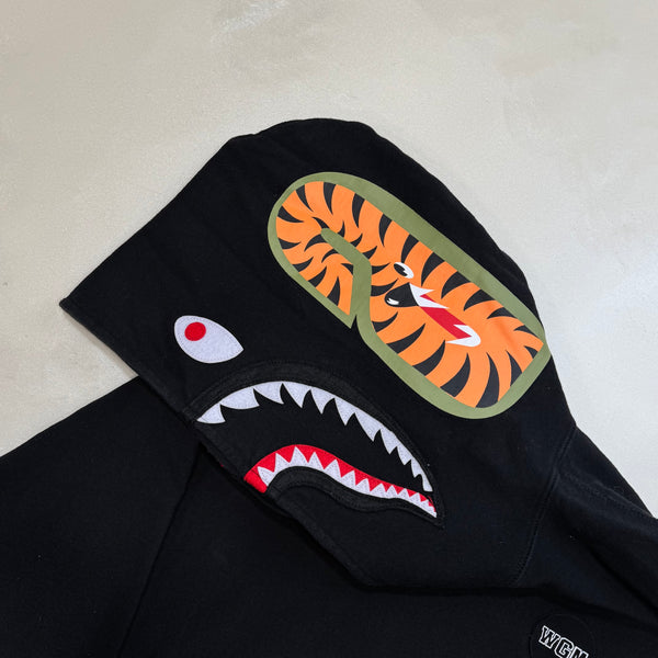 [M] Bape Black Pullover Shark Hoodie
