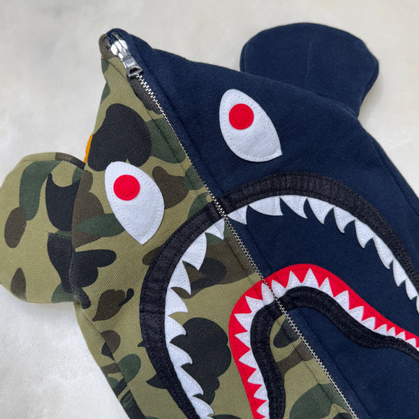 [M] Bape x Bearbrick Collab Shark Hoodie