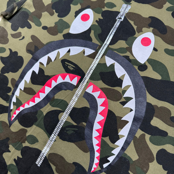 [L] Bape 1st Camo Shark Tee