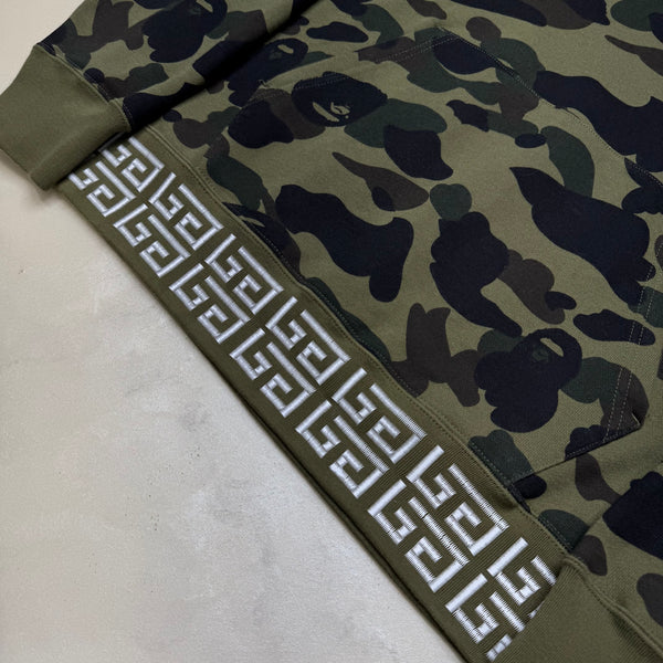 [L] Bape 1st Camo Brush College Logo Hoodie