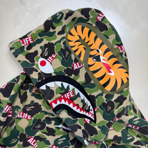 [L] Bape x ALIFE Collab Shark Hoodie