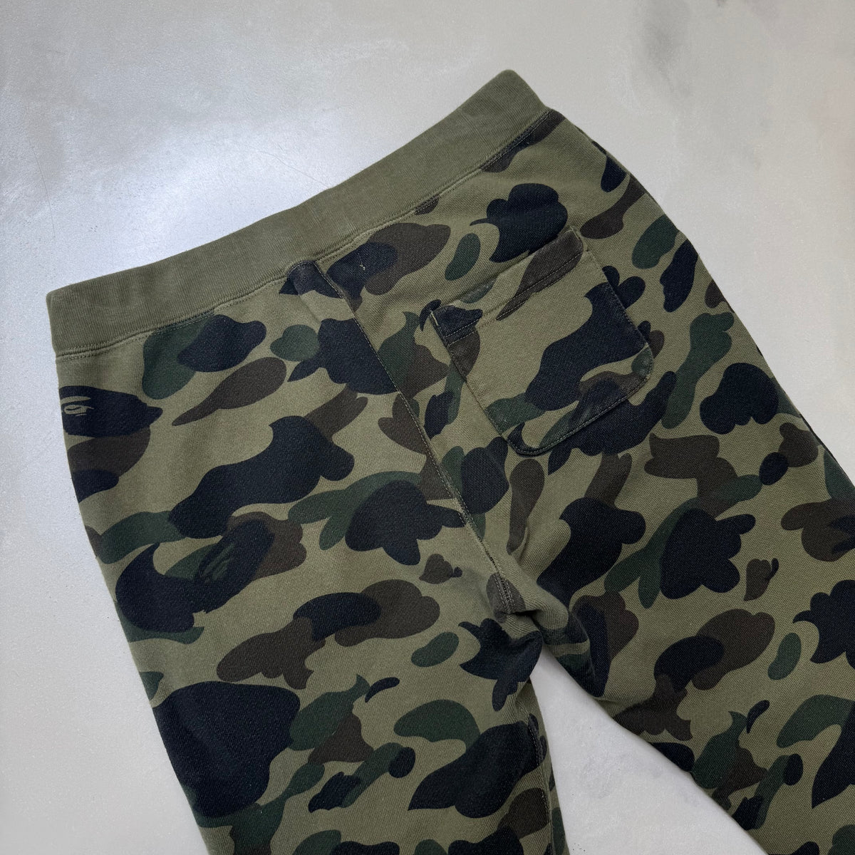 [XS] Bape Green 1st Camo Sweatpants