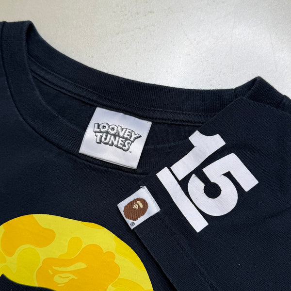 [M] Bape x Looney Tunes Collab Tee