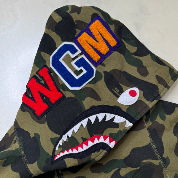 [L] Bape 1st Camo Half-Zip Shark Hoodie