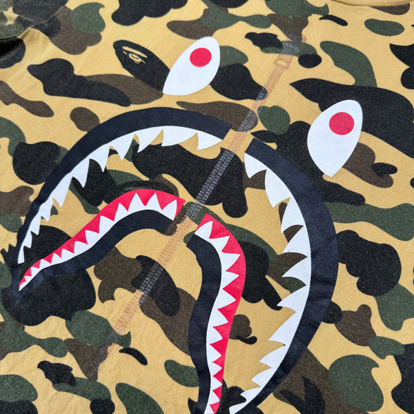 [L] Bape 1st Camo Shark Tee