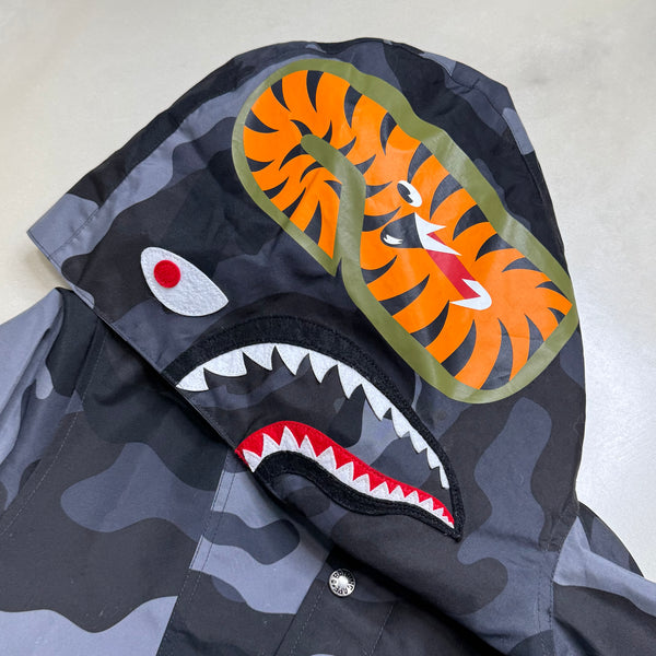 [M] OG Bape Woodland Camo Shark Jacket