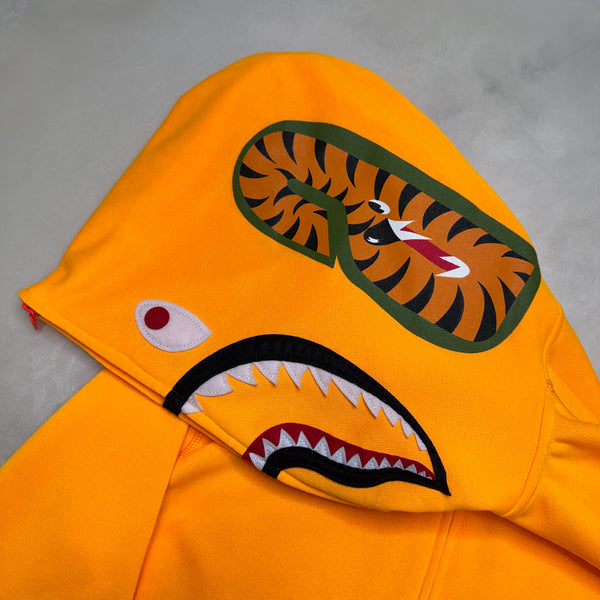 [L] DS Bape Neon Full-Zip Shark Hoodie