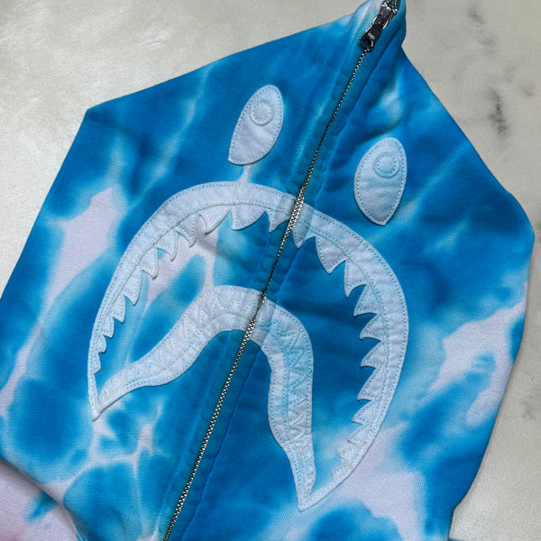 [XL] Bape Tie-Dye Full-Zip Shark Hoodie