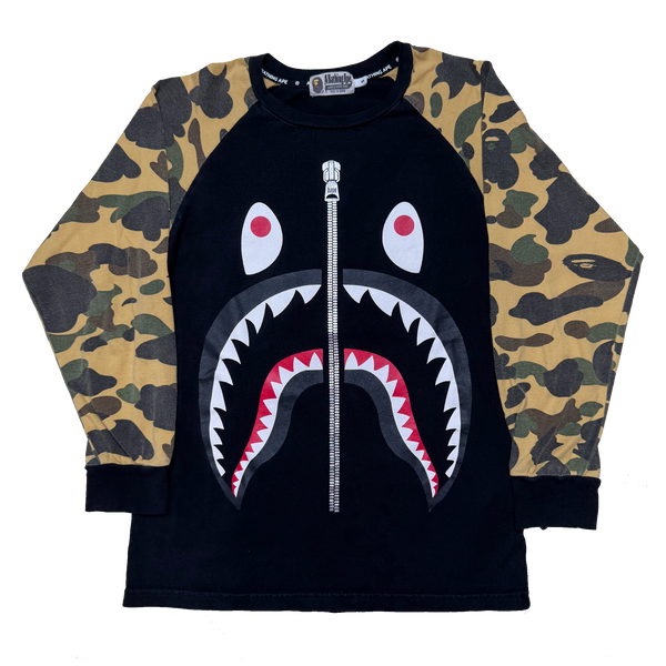[S] Bape 1st Camo Shark Longsleeve
