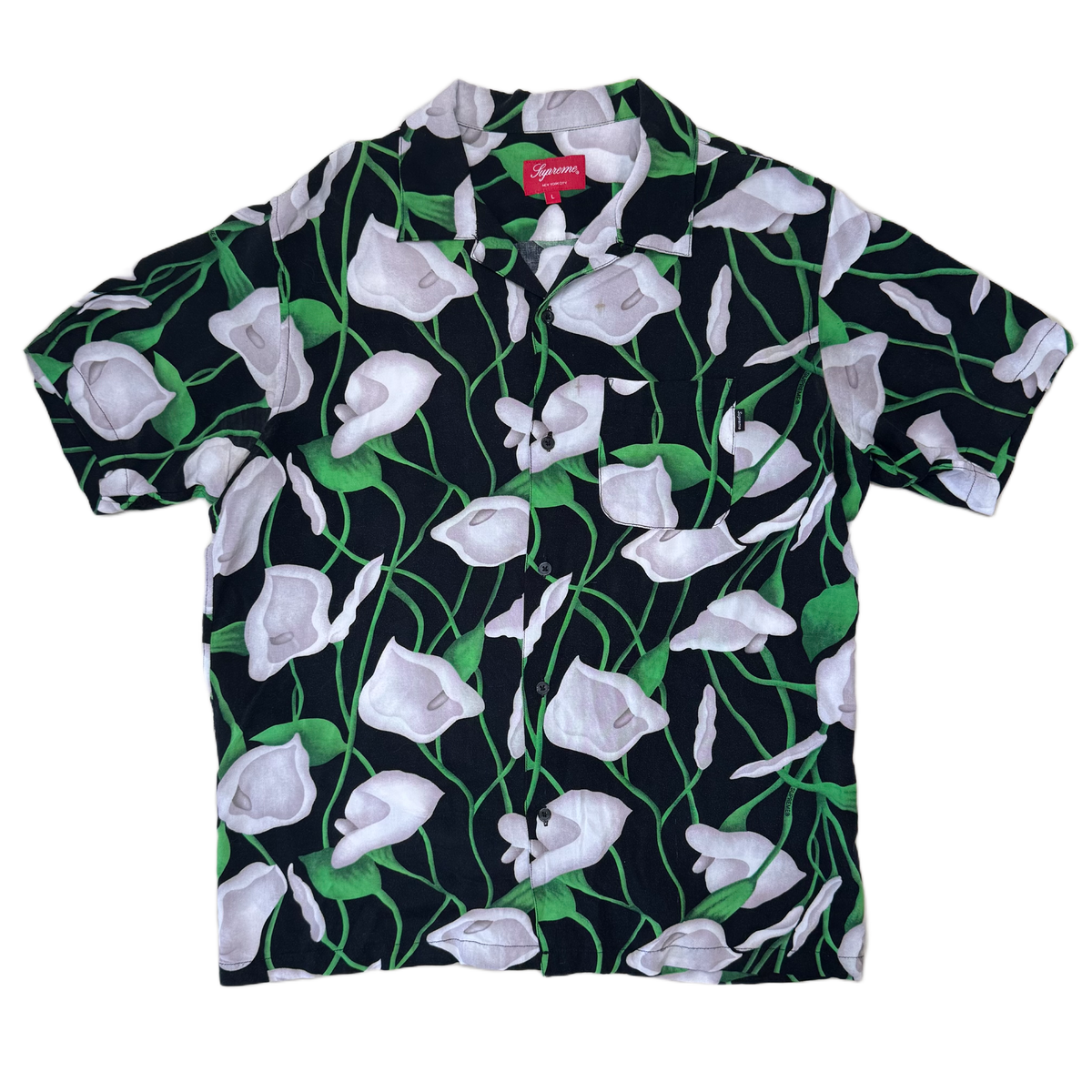 [L] Supreme Lily Rayon Button Up Tee