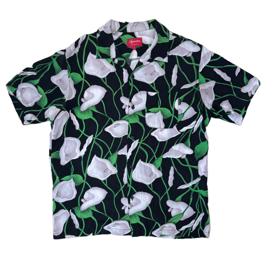 [L] Supreme Lily Rayon Button Up Tee