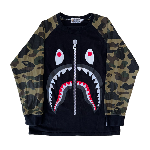 [M] Bape Camo Sleeves Giant Shark Tee